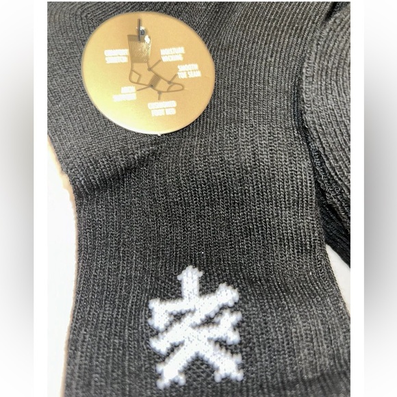 Zoo York Mid Crew Socks 8 Pair Men 6-12 Black White w Logo Skate Ride ZY NY NEW! - Picture 5 of 12